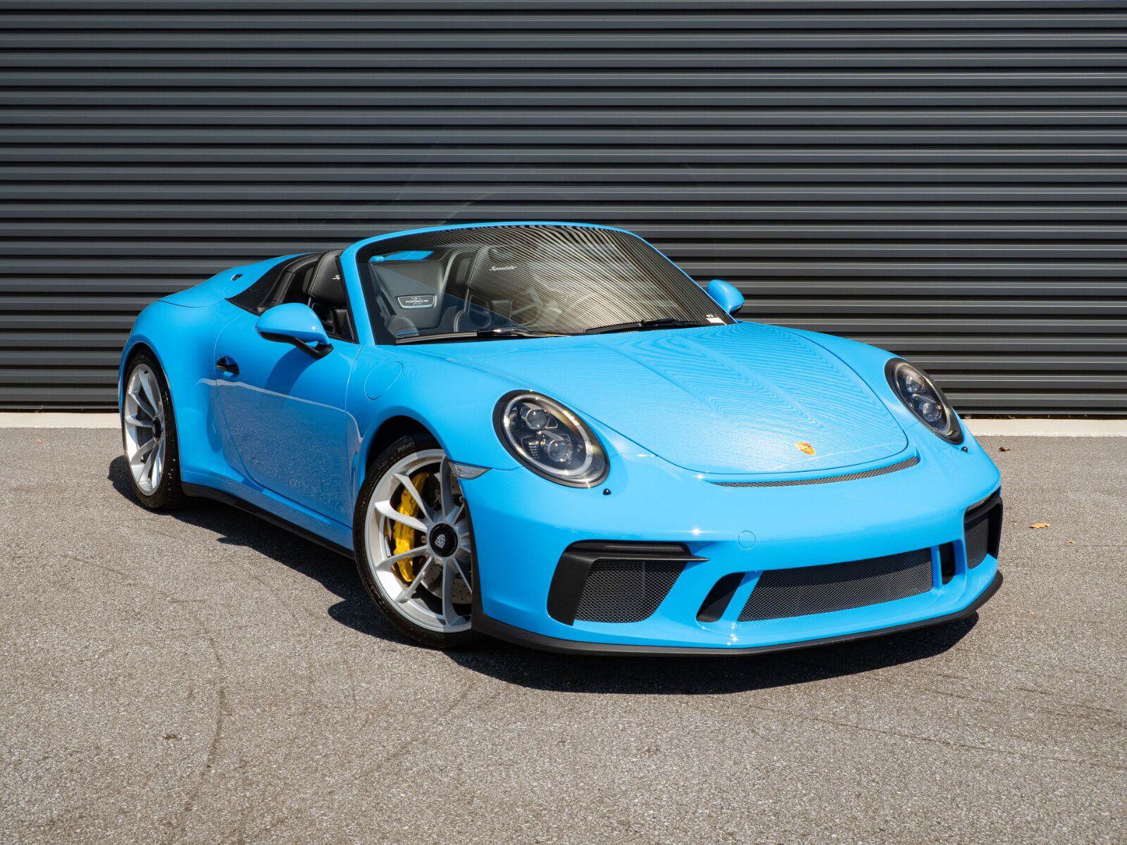 Used 2019 Porsche 911 Speedster RWD image 19