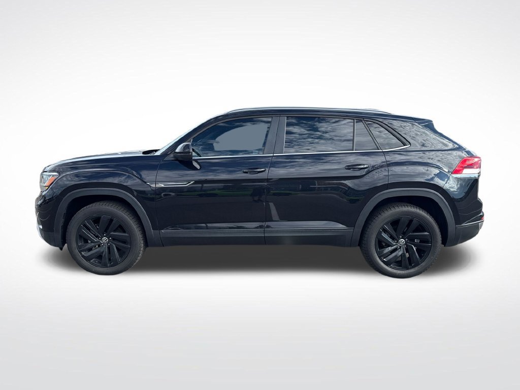 Used 2022 Volkswagen Atlas Cross Sport SE FWD image 2