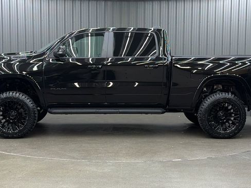 Used 2025 RAM 1500 Big Horn AWD/4WD image 2