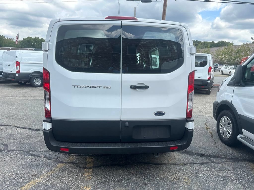 Used 2025 Ford Transit 250 Low Roof w/ Exterior Upgrade Package RWD image 6