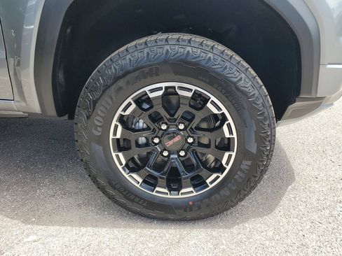 New 2026 GMC Canyon AT4 AWD/4WD image 6