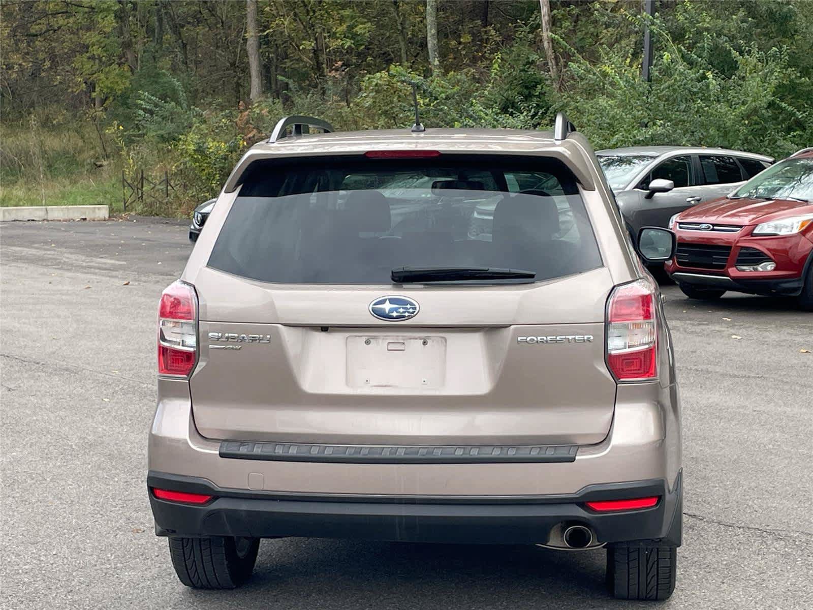 Used 2015 Subaru Forester 2.5i Limited AWD/4WD image 4