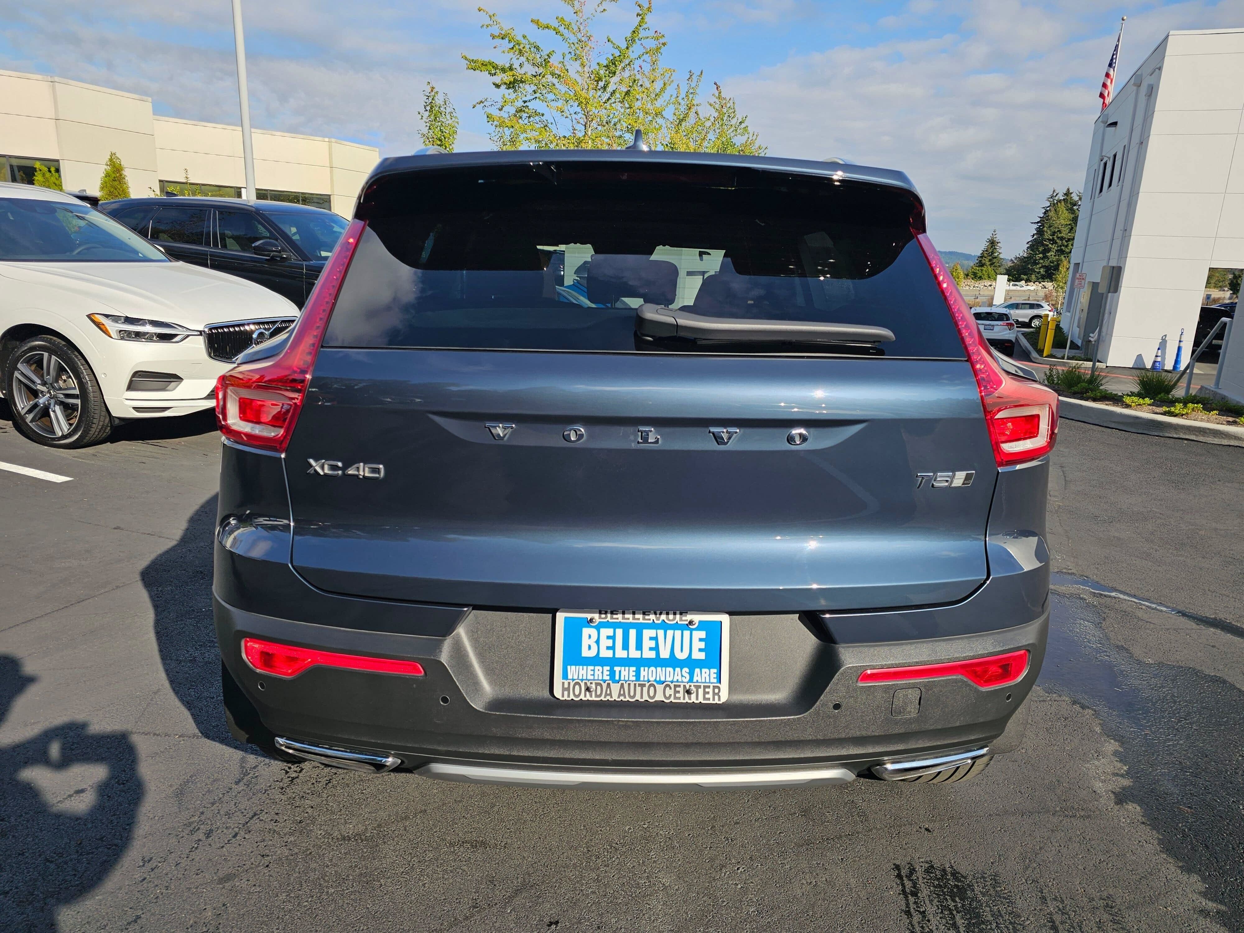 Used 2019 Volvo XC40 T5 Inscription AWD/4WD image 6