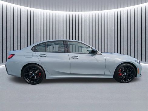 Used 2026 BMW 330i Sedan w/ M Sport Package image 4