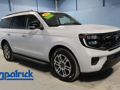 Used 2025 Ford Expedition Active