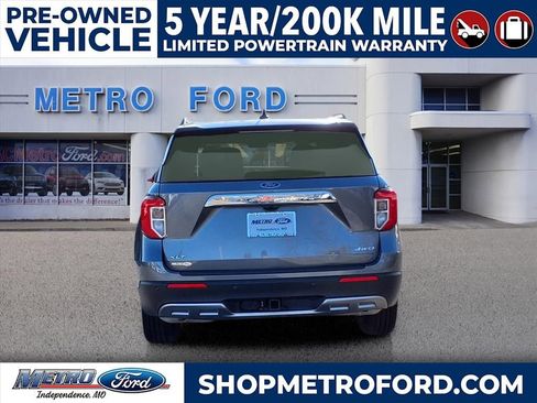 Used 2023 Ford Explorer XLT w/ Equipment Group 202A image 5