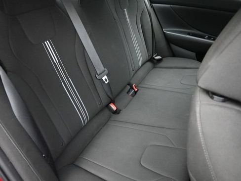 Used 2024 Hyundai Elantra SEL FWD image 47