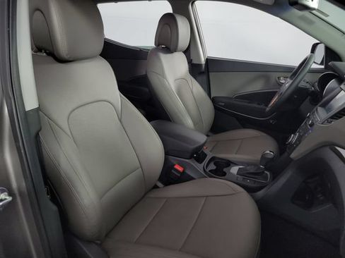 Used 2017 Hyundai Santa Fe Sport FWD image 16