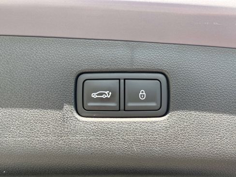 Used 2026 Genesis GV70 2.5T image 36