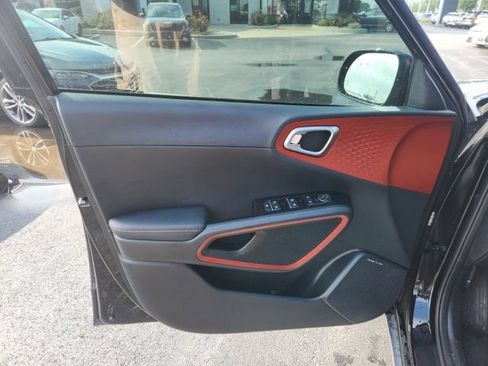 Used 2023 Kia Soul GT-Line w/ GT-Line Technology Package FWD image 13