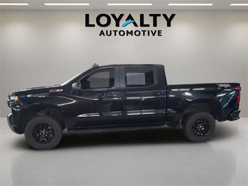 Used 2019 Chevrolet Silverado 1500 LT Trail Boss image 2