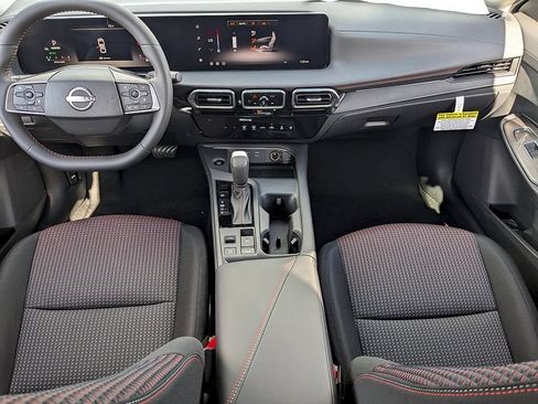 New 2026 Nissan Sentra SR w/ Floor Mat Package FWD image 12