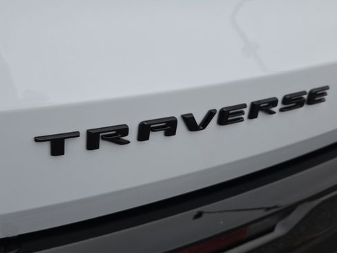 New 2026 Chevrolet Traverse RS w/ LPO, Floor Liner Package image 12