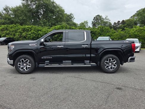 Used 2025 GMC Sierra 1500 SLT w/ SLT Premium Package AWD/4WD image 2