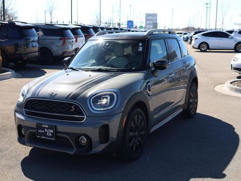 Used 2023 MINI Cooper Countryman S w/ Signature Upholstery Package image 3