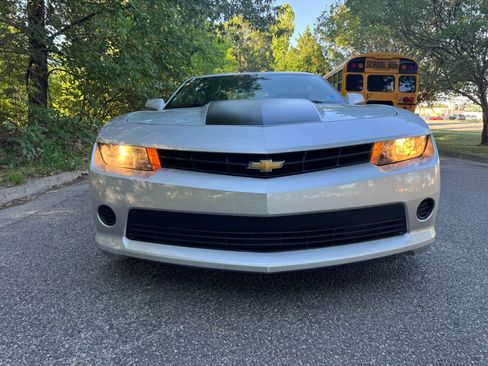 Used 2014 Chevrolet Camaro LS RWD image 4