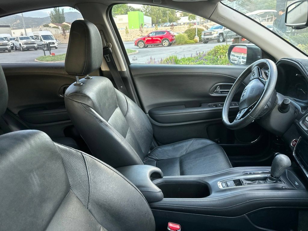 Used 2016 Honda HR-V EX-L image 9