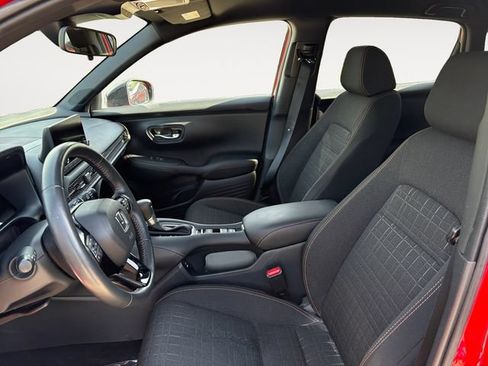 Used 2024 Honda HR-V Sport image 9