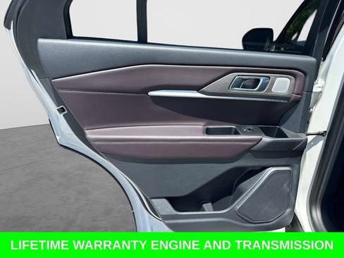 Certified 2026 Ford Explorer Platinum RWD image 14