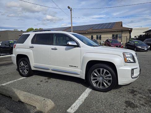 Used 2016 GMC Terrain Denali AWD/4WD image 4