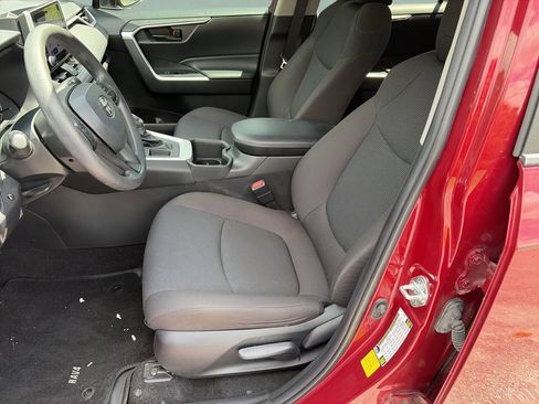 Used 2023 Toyota RAV4 LE FWD image 22