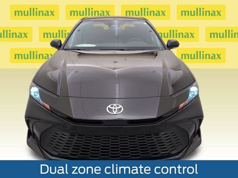 Used 2026 Toyota Camry SE w/ Convenience Package FWD image 14