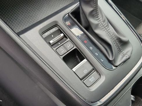 Used 2024 Honda CR-V EX image 29