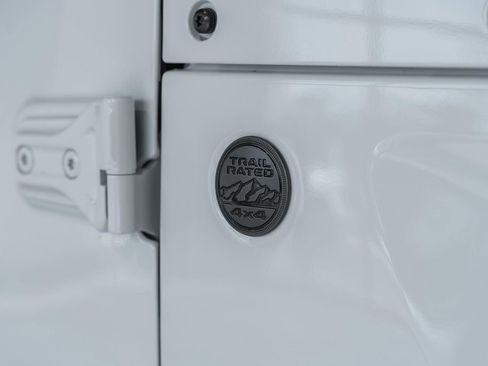 New 2026 Jeep Gladiator Sport image 13