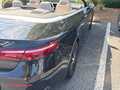 Used 2023 Mercedes-Benz E 450 4MATIC Cabriolet image 4