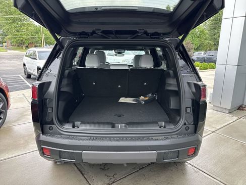 New 2026 Jeep Cherokee Limited AWD/4WD image 9