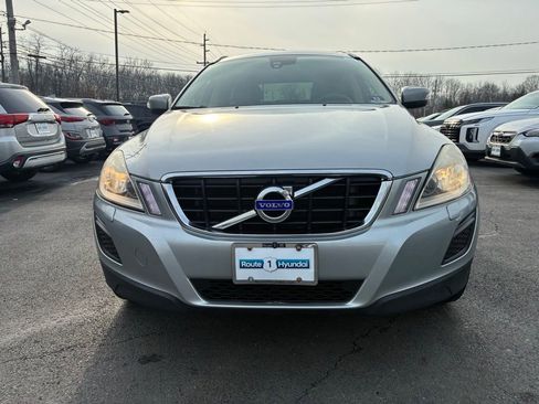 Used 2011 Volvo XC60 3.2 image 2
