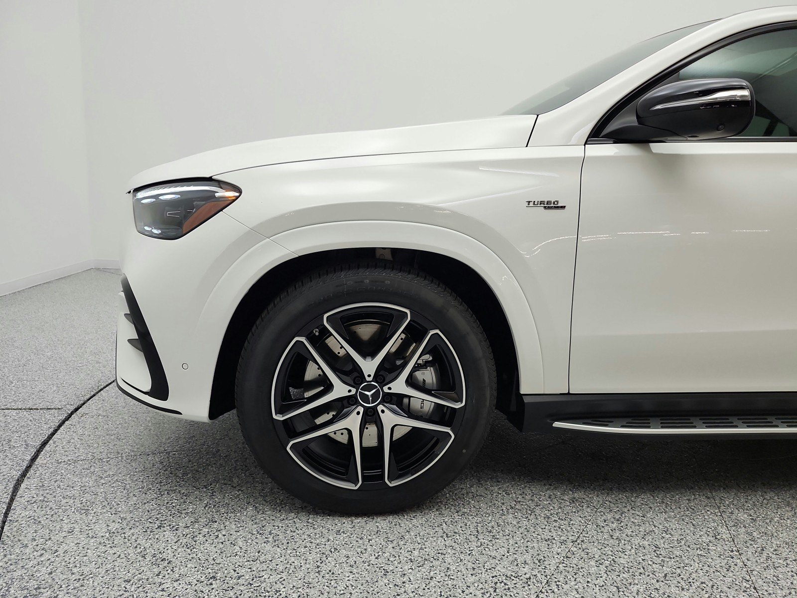 New 2026 Mercedes-Benz GLE 53 AMG 4MATIC Coupe image 15