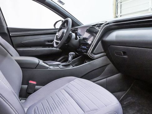 Certified 2024 Hyundai Santa Cruz SEL w/ Activity Package FWD image 13