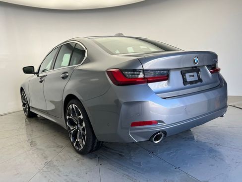 Used 2025 BMW 330i Sedan image 4