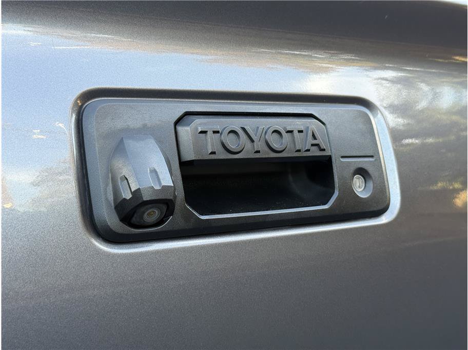 Used 2017 Toyota Tacoma SR w/ Tow Package AWD/4WD image 26