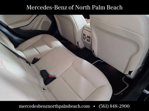 Used 2018 Mercedes-Benz GLA 250 image 27