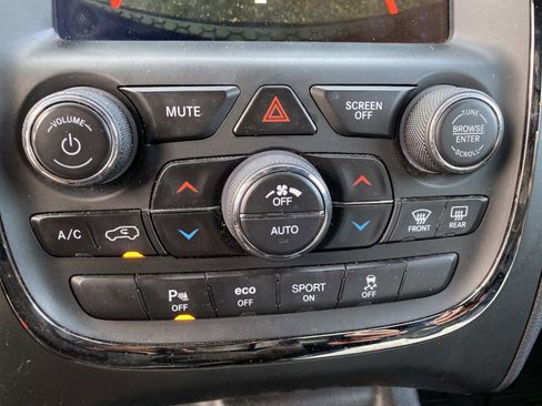 Used 2019 Dodge Durango R/T w/ Trailer Tow Group IV image 13