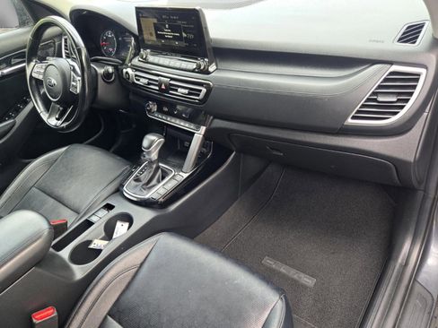 Used 2021 Kia Seltos SX image 30