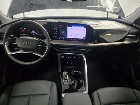New 2025 Audi Q5 Premium Plus image 18