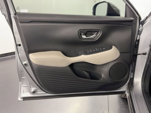 Certified 2023 Honda HR-V LX image 21