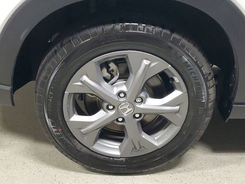 Certified 2026 Honda HR-V LX image 5