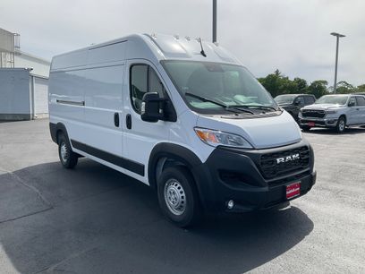 New 2025 RAM ProMaster 2500 w/ Convenience Group