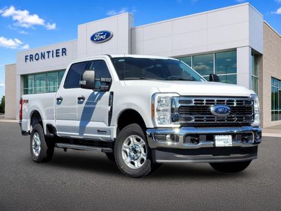 New 2026 Ford F250 XLT w/ FX4 Off-Road Package