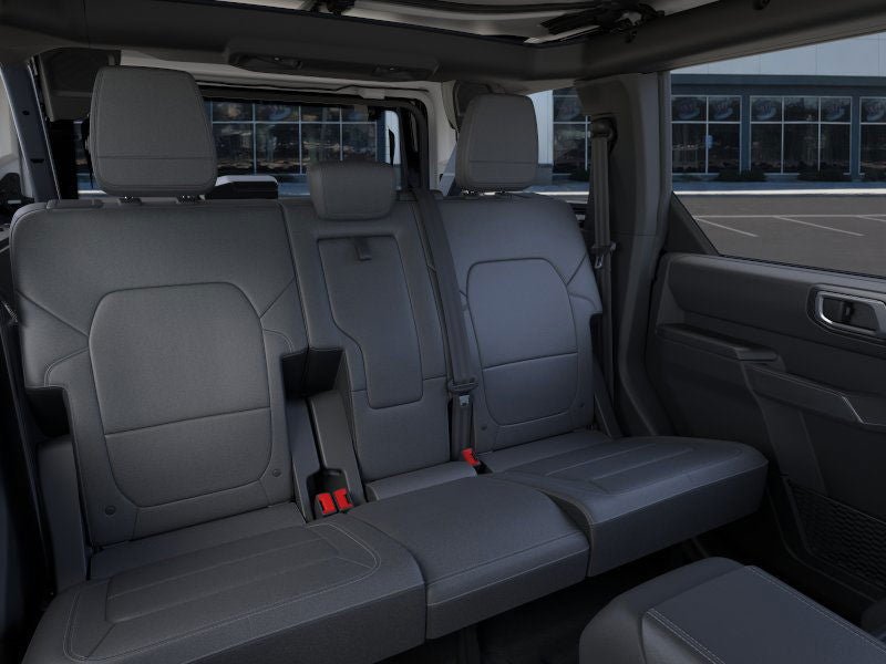Used 2025 Ford Bronco Badlands w/ Sasquatch Package AWD/4WD image 11