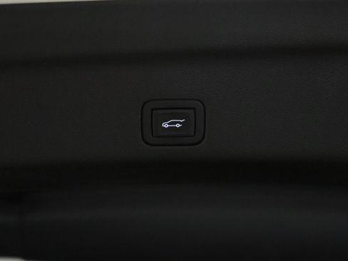 Used 2023 Chevrolet Tahoe RST AWD/4WD image 35