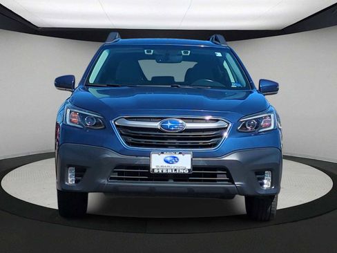 Used 2021 Subaru Outback Premium image 3