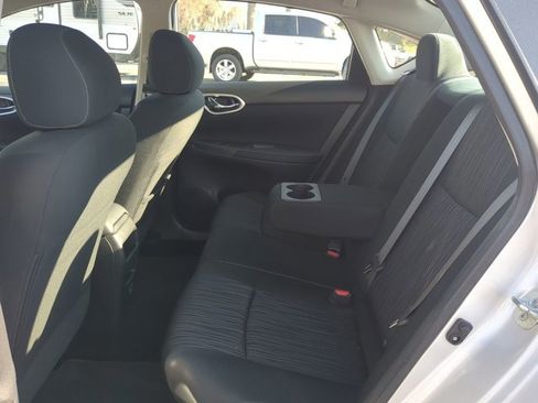 Certified 2019 Nissan Sentra SV image 14