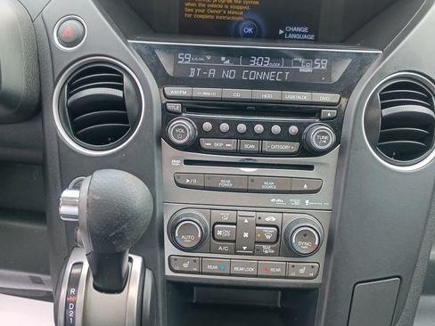 Used 2014 Honda Pilot Touring image 13