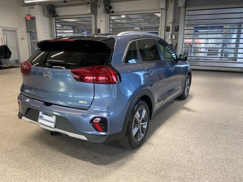 Used 2020 Kia Niro EX Premium image 5