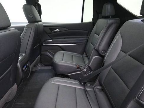 New 2026 Chevrolet Traverse LT FWD image 18